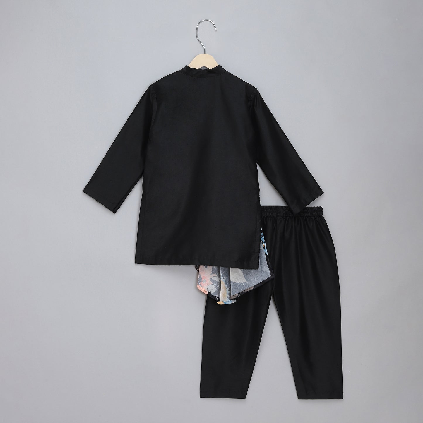 Assymetric pleat print Black Kurta Pyjama