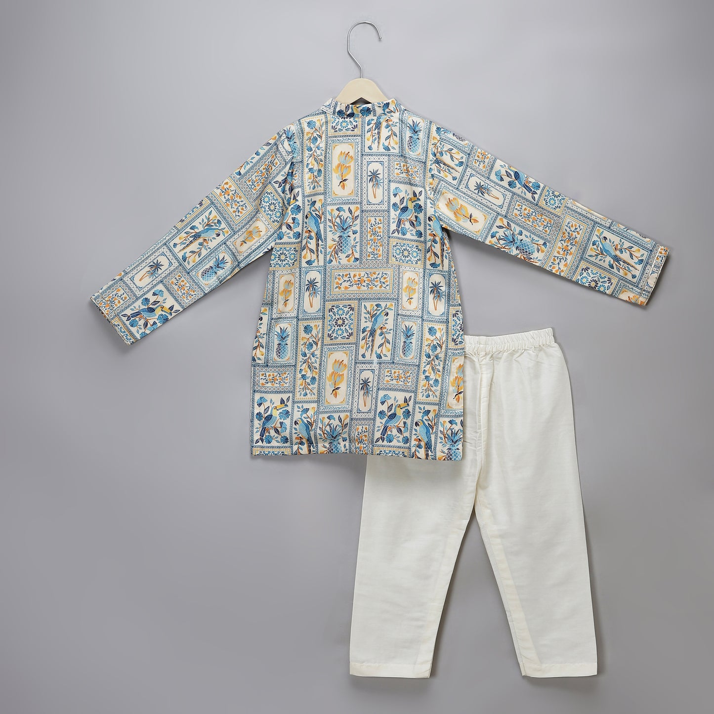 Blue parrot printed kurta Pyjama set