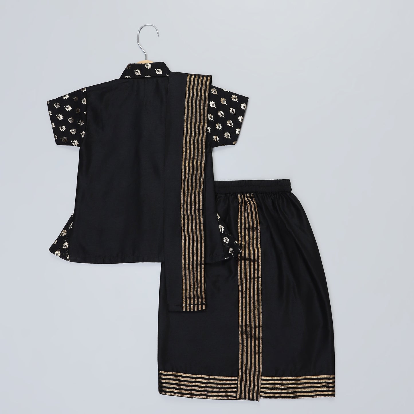 Black Shirt lungi set with Patka