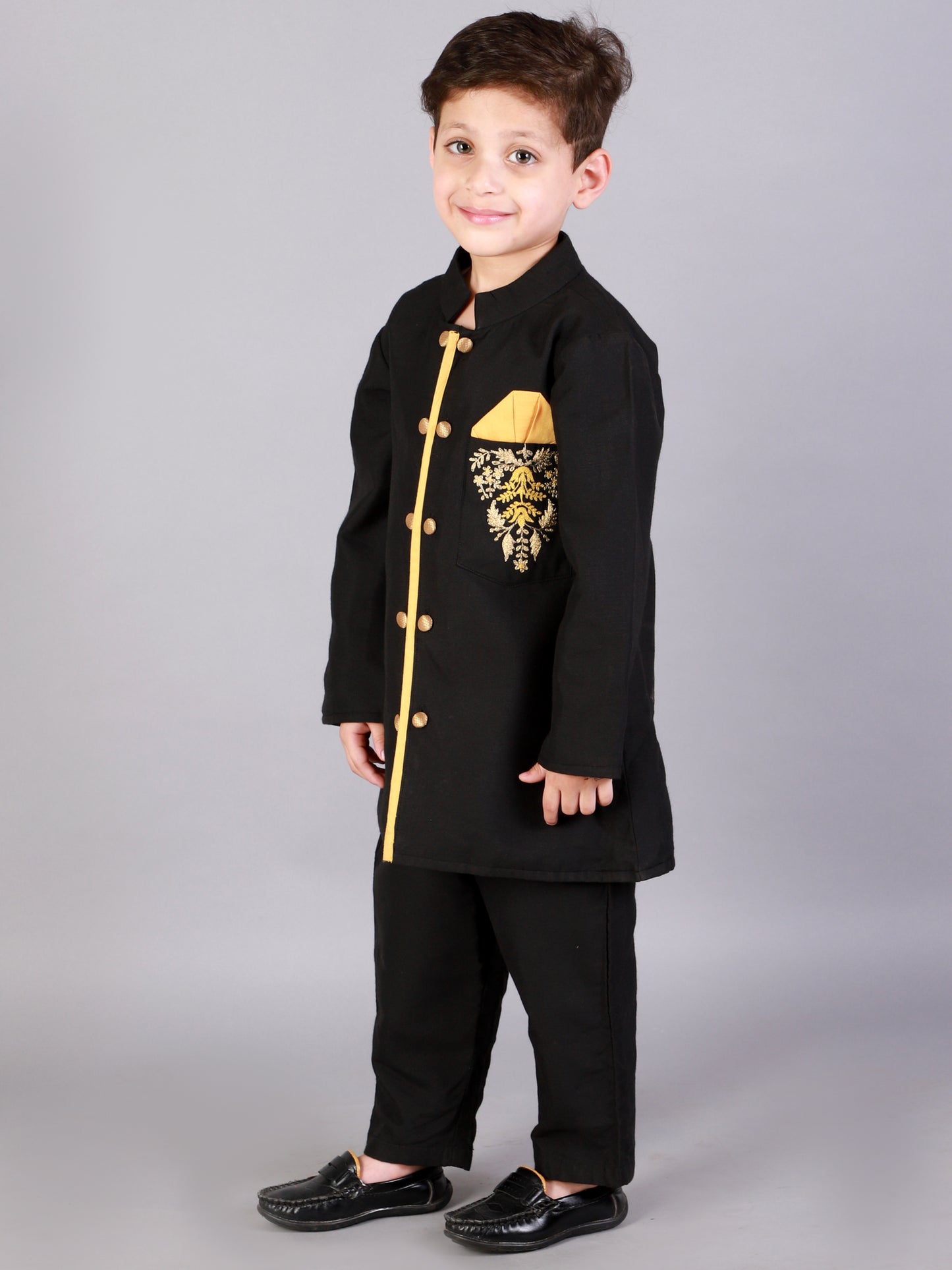 Black bandhgala embroidery set with Trousers