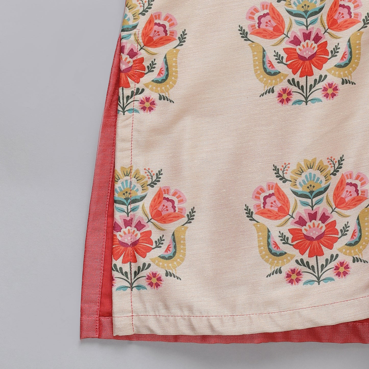 Coral Big boota Printed Kurta Pyjama set