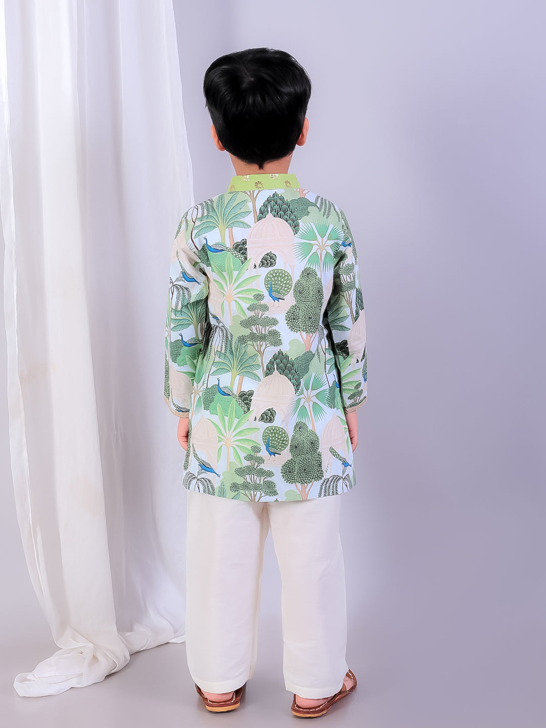 Green jungle printed kurta pyjama with chanderi panels