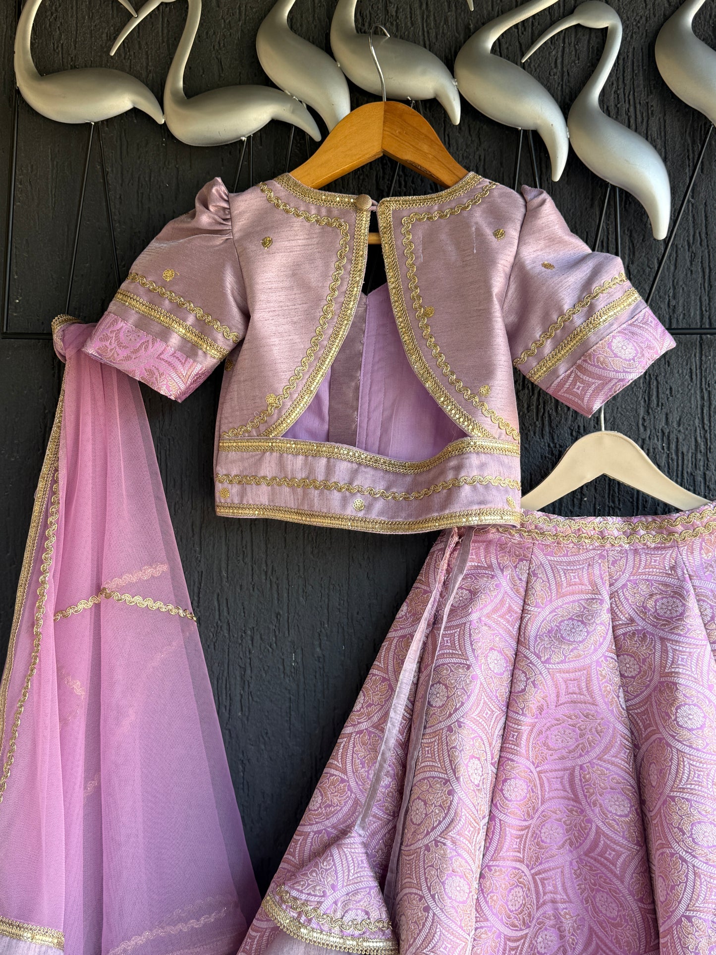 Lavendar Brocade lehnga set