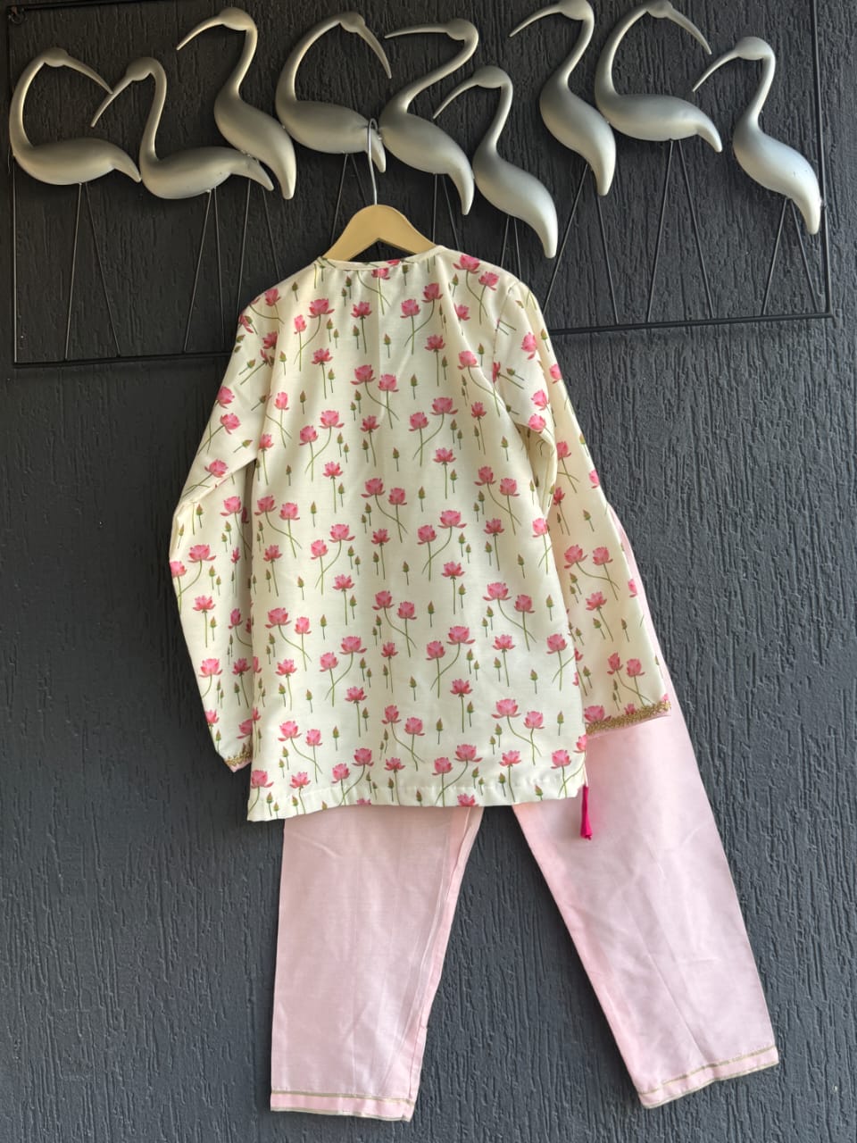 Pink lotus Print Kurta pyjama set (Sale)