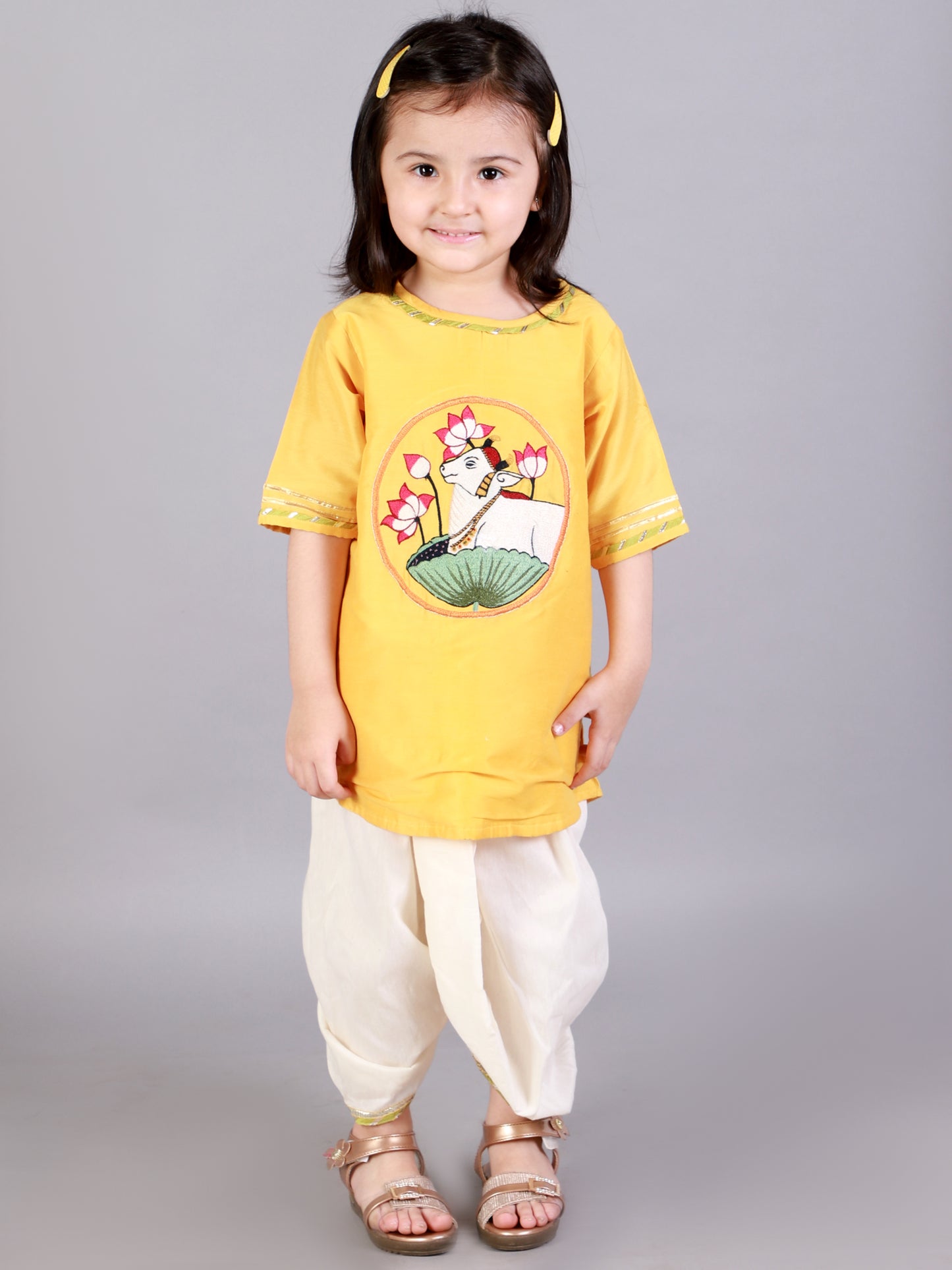 Pichwai embroidered Kurta Dhoti
