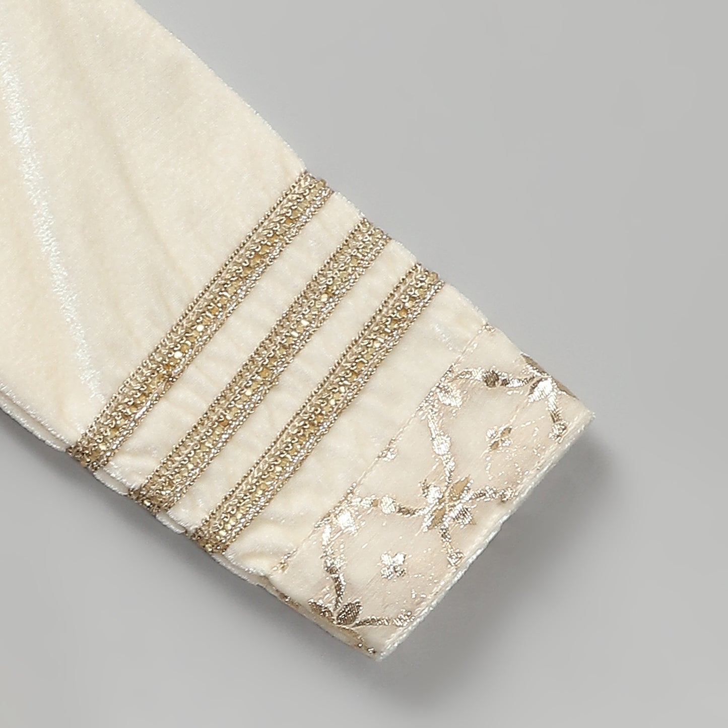 Off white color anarkali set with duppata (Sale)