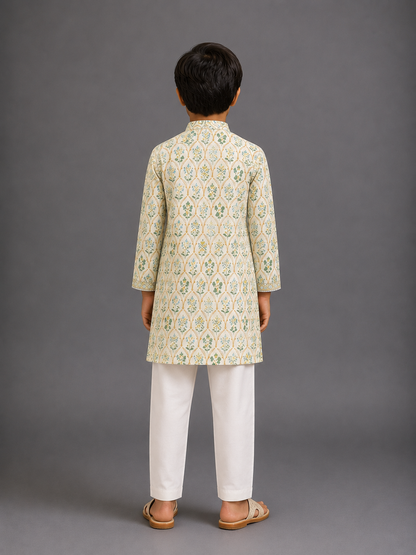 Off white Kurta with Chanderi hem finishings