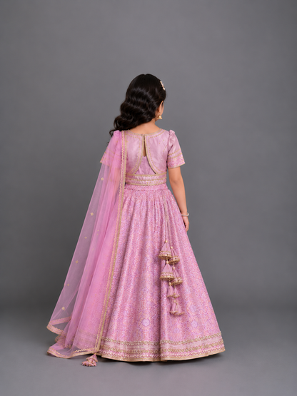 Lavendar Brocade lehnga set