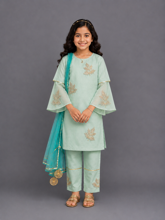 Leaf Embroidered Kurta Pants with embroidered net dupatta