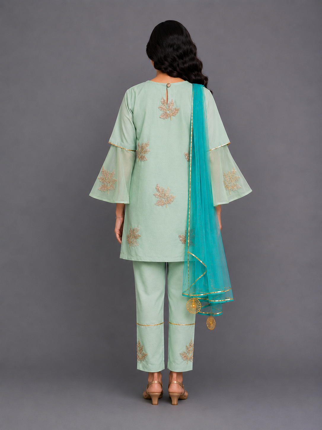 Leaf Embroidered Kurta Pants with embroidered net dupatta
