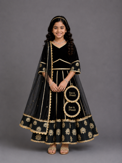 Black Velvet Lehnga (Bua Ki Shaadi )
