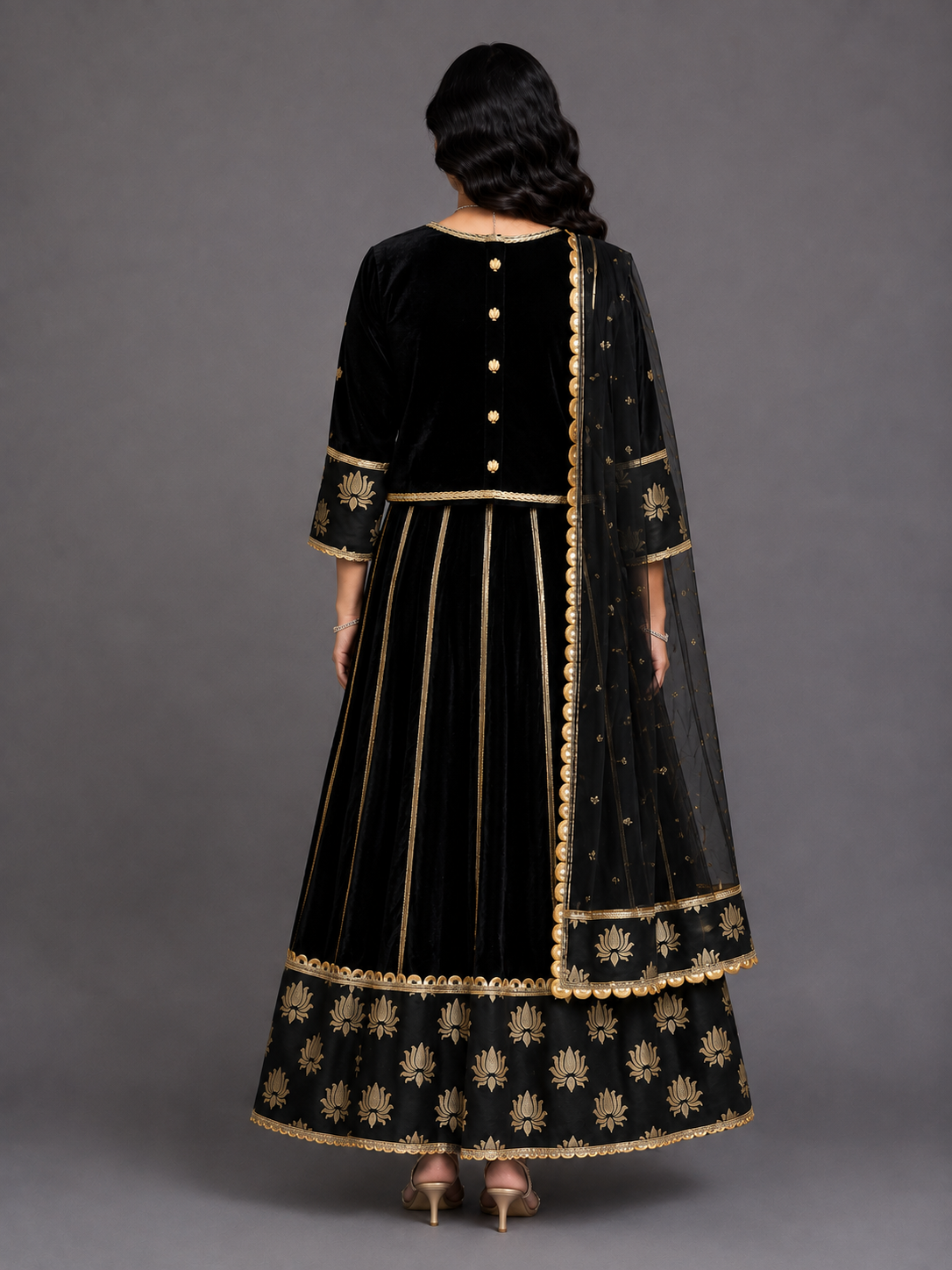 Black Velvet Lehnga (Bua Ki Shaadi )