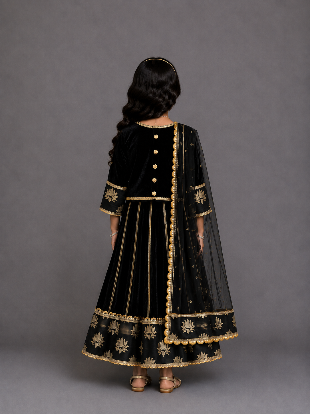 Black Velvet Lehnga (Bua Ki Shaadi )