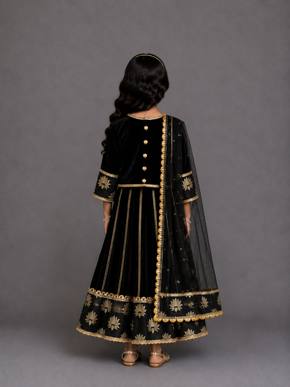 Black Velvet Lehnga (Bua Ki Shaadi )