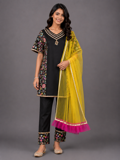 Black Embroidery Kurta Set
