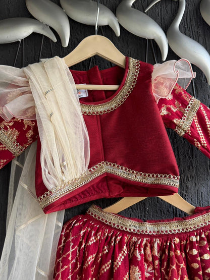 Red Chanderi attached dupatta lehnga set ( FIFI / BUA KI SHAADI)