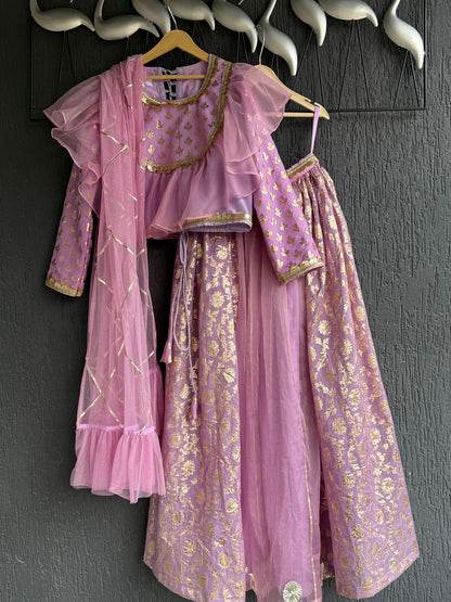 Lavendar  organza frilly  chanderi lehnga set and duppata(Maasi ki Shaadi)