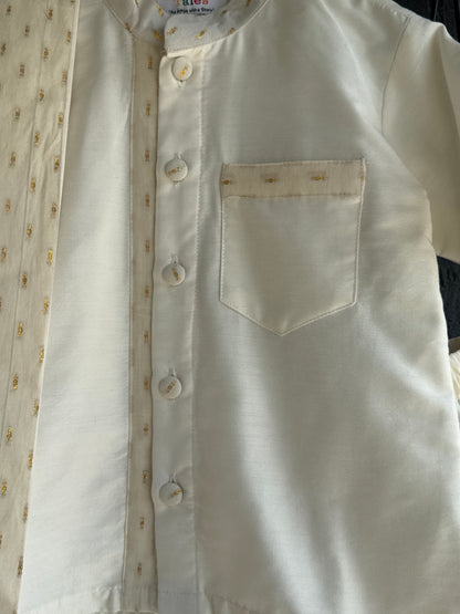 Off White Nehru Collar Shirt Lungi Set with Patka