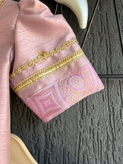 Lavendar Brocade lehnga set