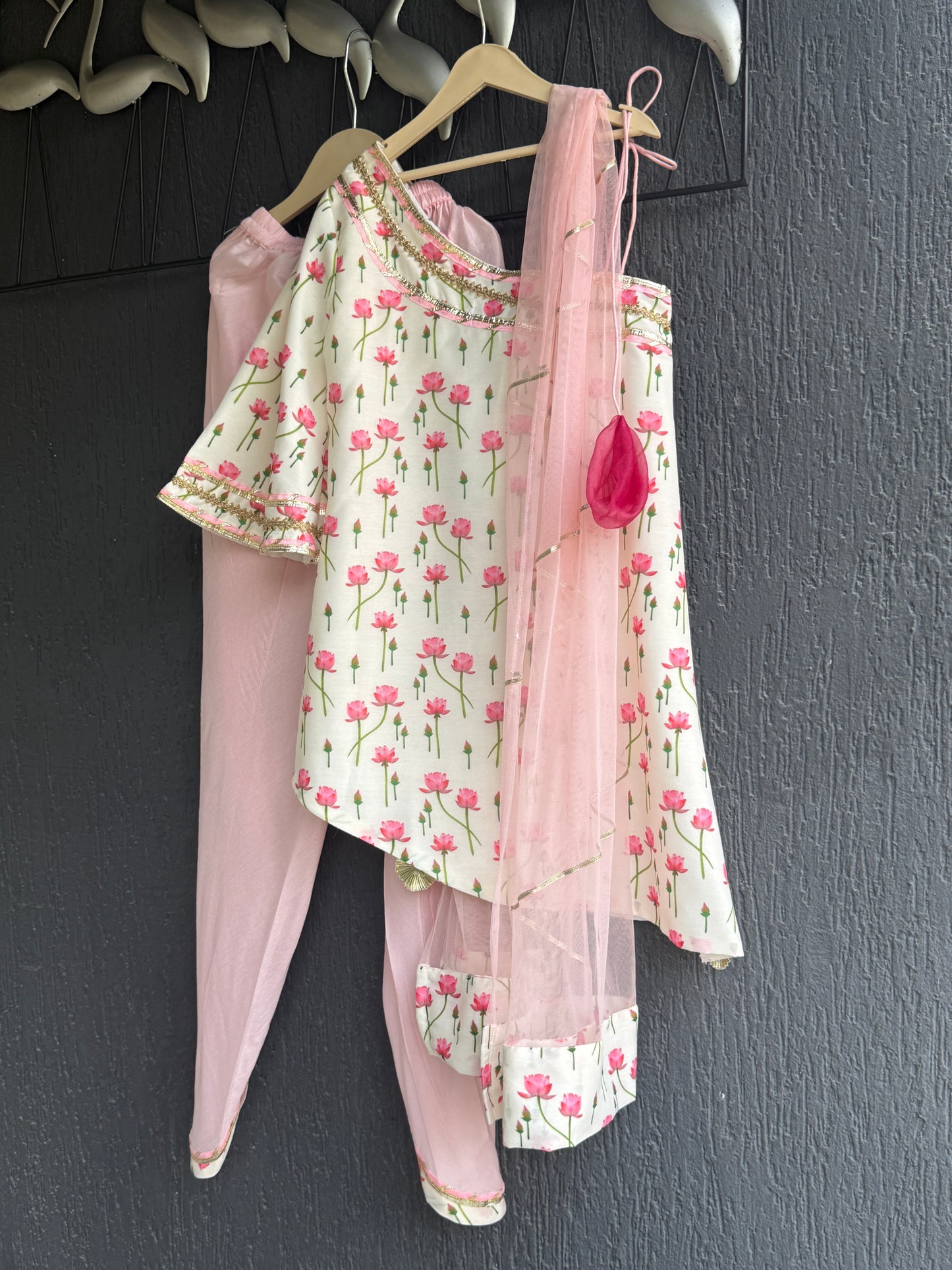 Oneoff Shoulder Lotus Print Dhoti Set