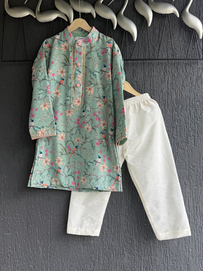 Green Bird Printed Kurta with Front Opening