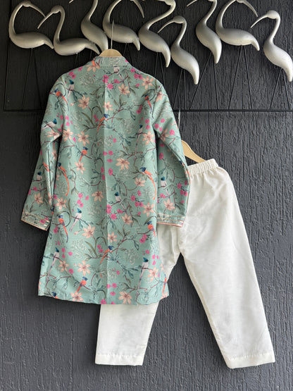 Green Bird Printed Kurta with Front Opening