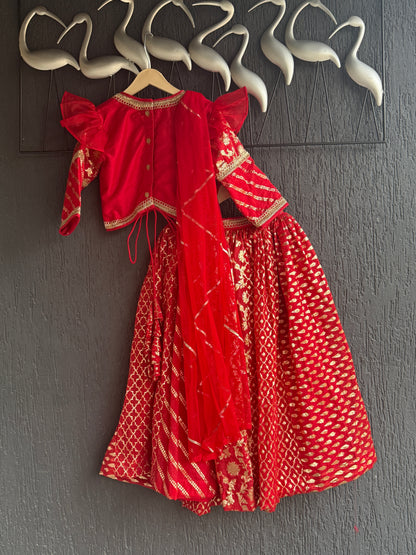 Red Chanderi attached dupatta lehnga set  (MAMA KI SHAADI)