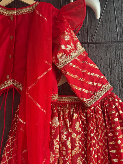 Red Chanderi attached dupatta lehnga set  (MAMA KI SHAADI)