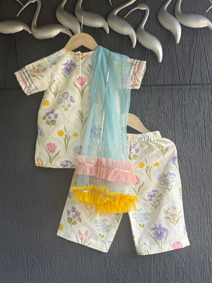 White Handpaint Straight Suit