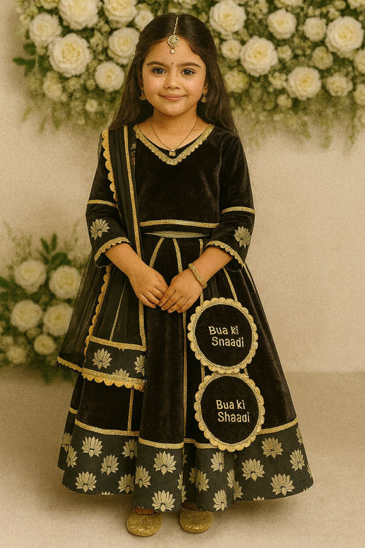 Black Velvet Lehnga (Bua Ki Shaadi )